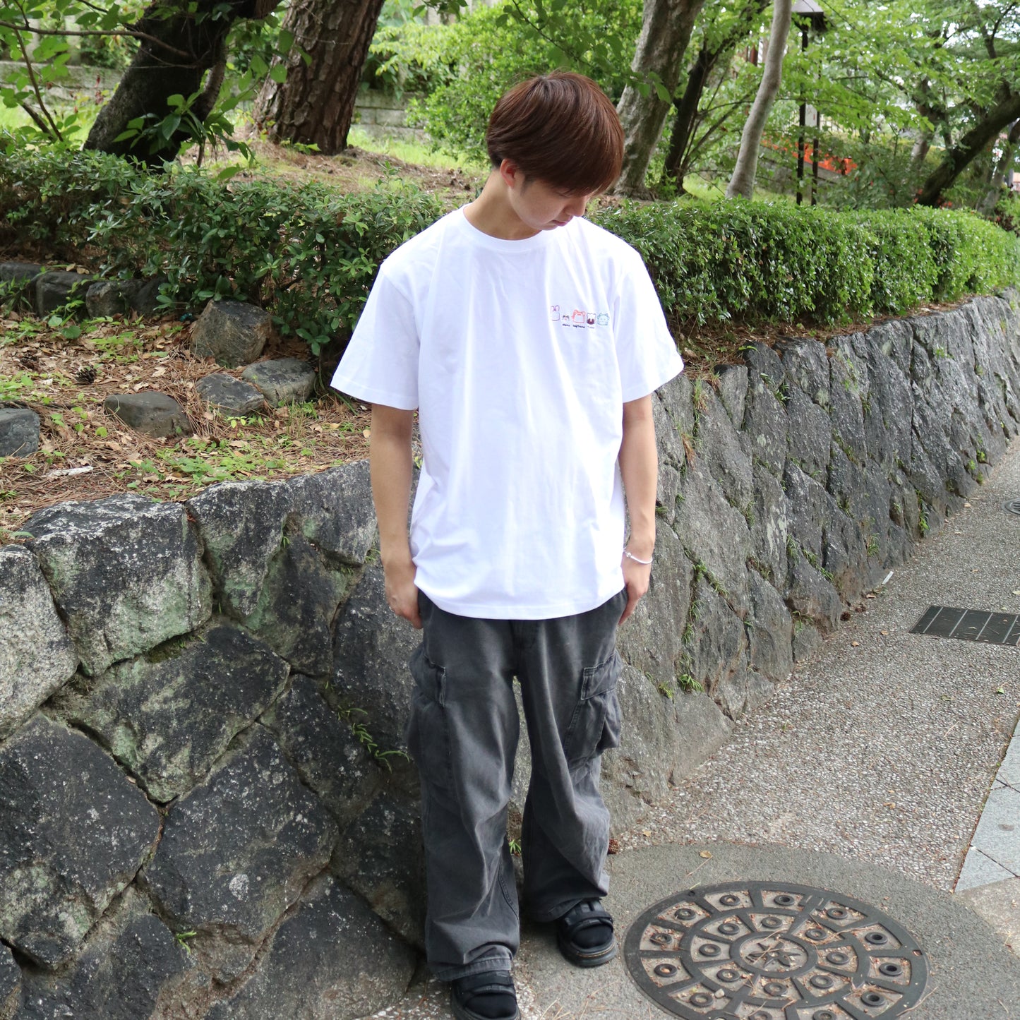 【デザフェス63：既存商品】二尾の小狐てnこ_Friends Mini IconsTシャツ　Sサイズ